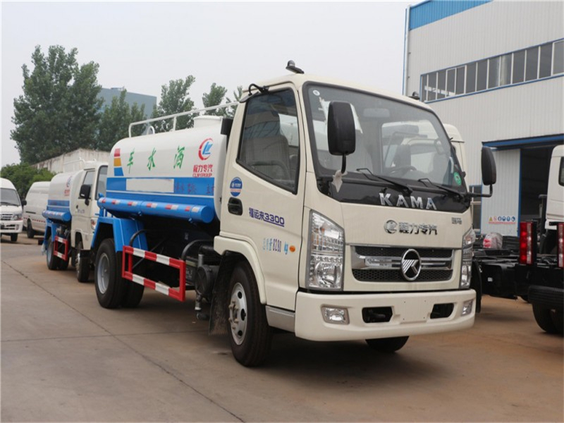 凱馬5方綠化灑水車