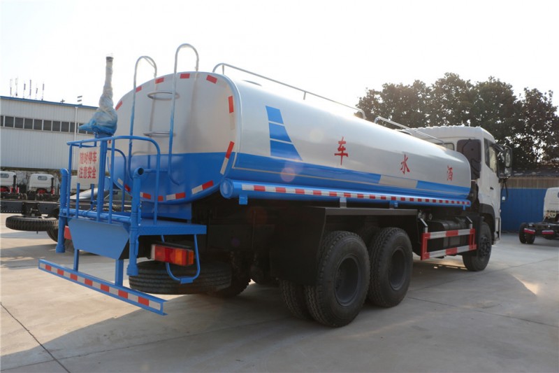 東風天龍20噸灑水車后右面圖 東風天龍20噸灑水車后右面圖