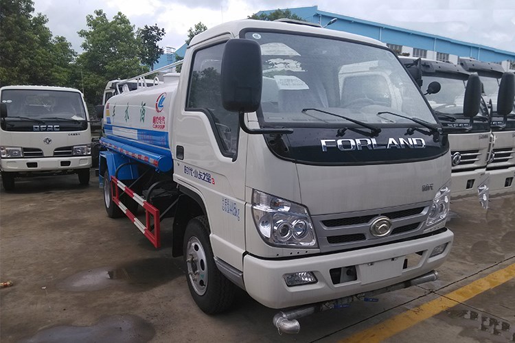 福田時代5噸綠化灑水車 福田時代5噸綠化灑水車