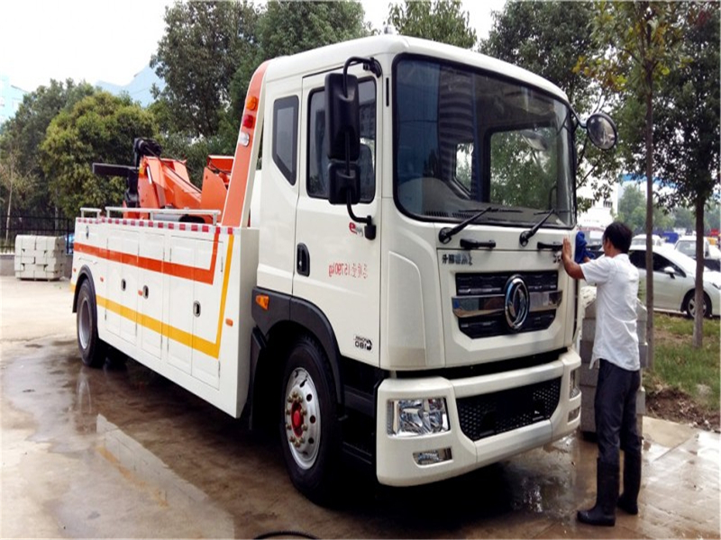 東風D9 一拖一清障車1.jpg