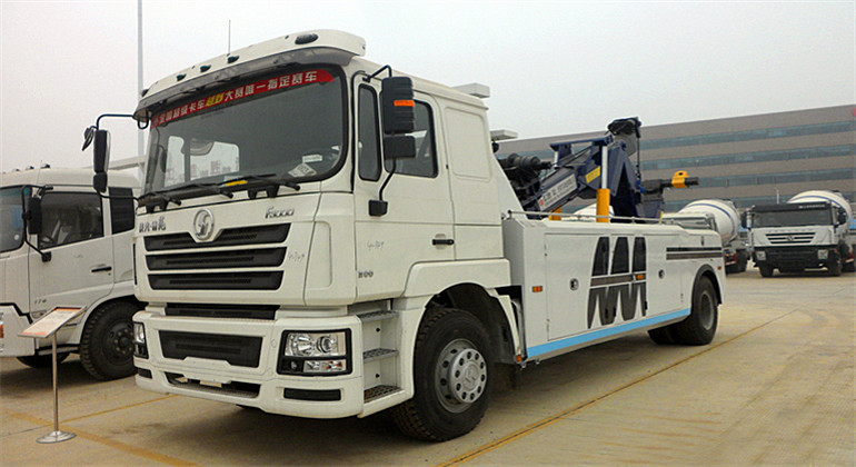 陜汽單橋托吊聯體清障車 前側圖