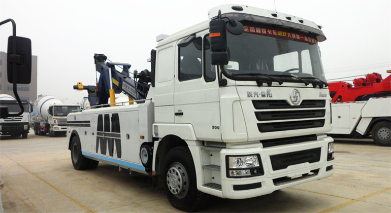 陜汽單橋托吊聯體清障車 前側圖