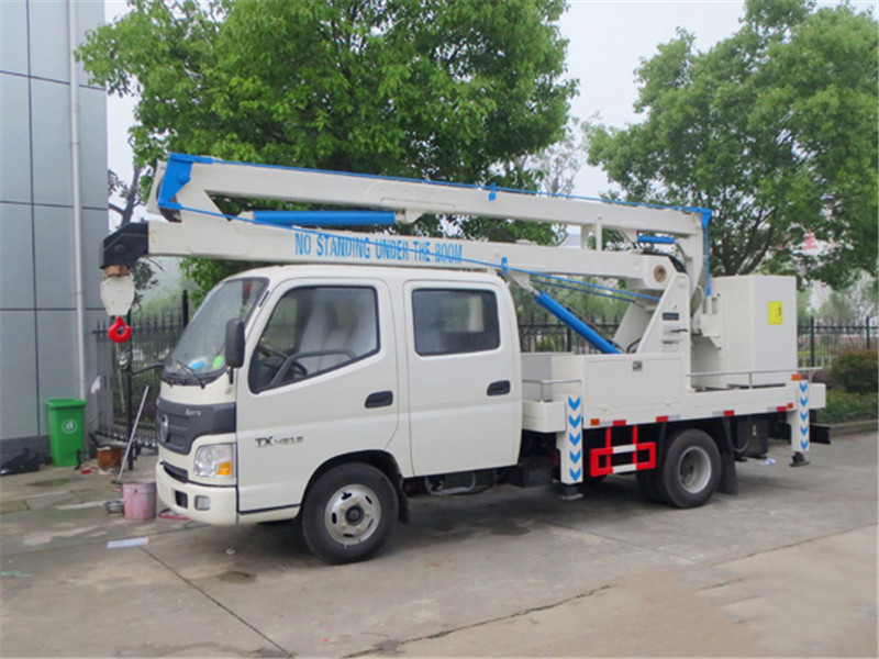 福田16米高空作業車2.jpg