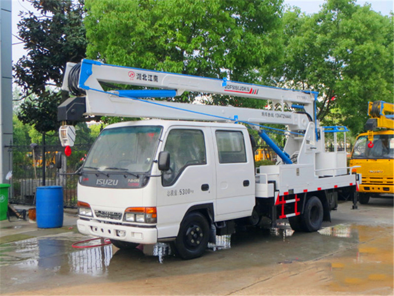 五十鈴18米高空作業車2.jpg