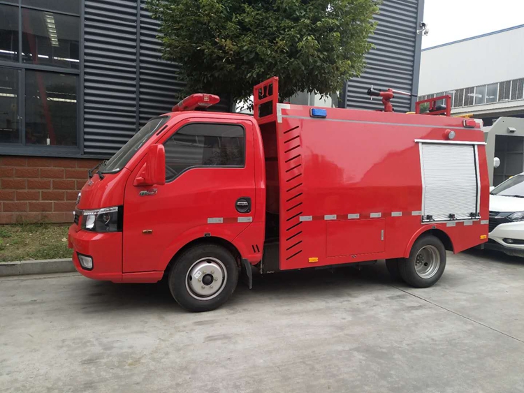 國六小型消防車東風途逸微型消防車 (3).jpg