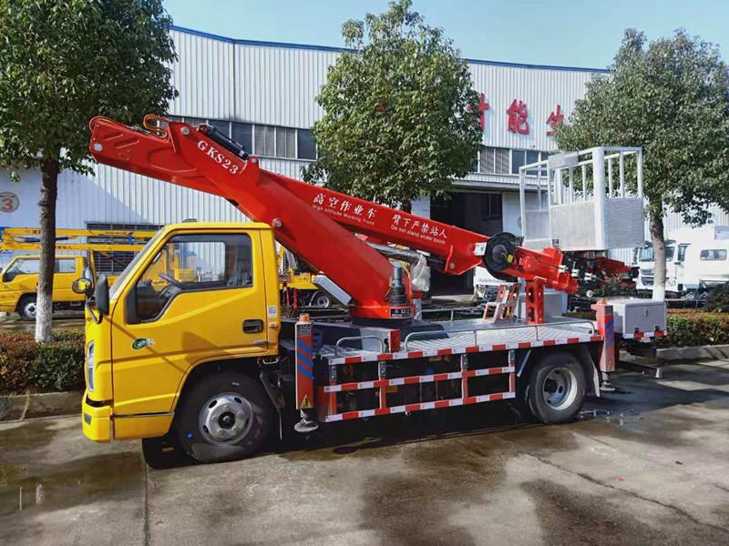 江鈴23米藍牌高空作業車1.jpg